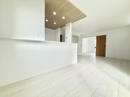 ���r���O�@�������Ƒ��̎��Ԃ��ʂ�A���K�Ŗ��������