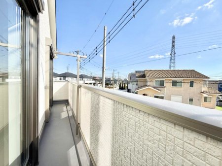 �o���R�j�[�@������ �G�߂̈ڂ낢����������J���I�ȋ�Ԃł�