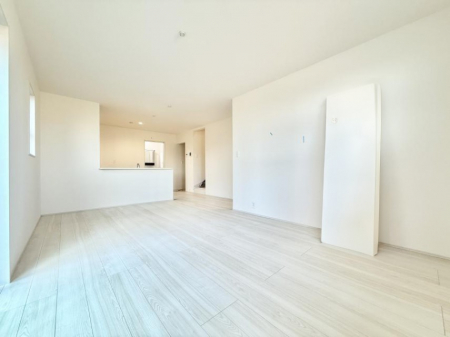 ���r���O�@���������났�ƏΊ炪�W�܂�A�S���܂郊�r���O