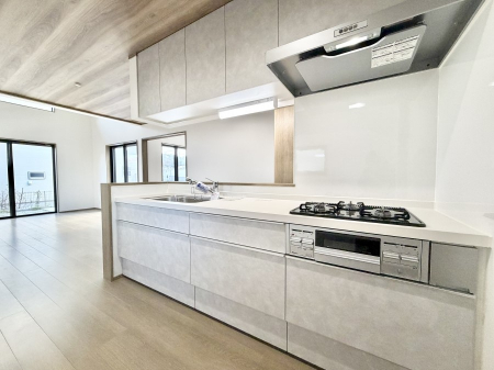 �L�b�`���@�������Ƒ����J��[�߂�A������̂���L�b�`��