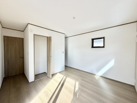 �Q���@���������̔z�u��ʋC���̗ǂ��݌v�ŕ����̋�C�������炸�A��ɐV�N�ȋ�C������܂�