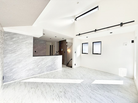 ���r���O�@�������V���v���������ґ�A��؂Ȑl�Ɖ߂����S���قǂ�����