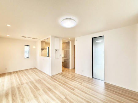 ���r���O�@�������S���������ꏊ�A�������߂����郊�r���O