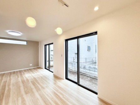 ���r���O�@�������V���v���������ґ�A��؂Ȑl�Ɖ߂����S���قǂ�����