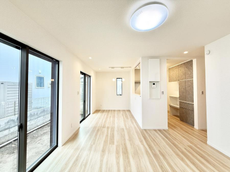 ���r���O�@���������ƕ���������A�����b�N�X�ł�����