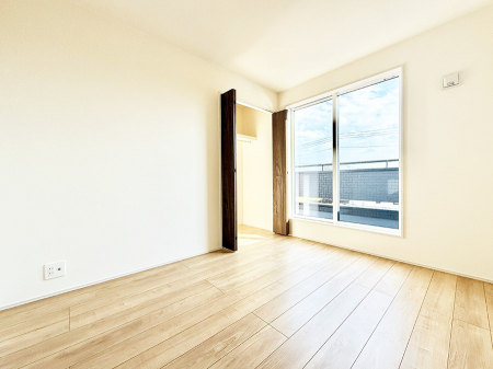 �Q���@���������̔z�u��ʋC���̗ǂ��݌v�ŕ����̋�C�������炸�A��ɐV�N�ȋ�C������܂�