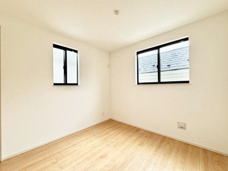 �Q���@����