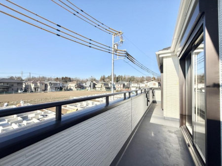 �o���R�j�[�@������ �G�߂̈ڂ낢����������J���I�ȋ�Ԃł�