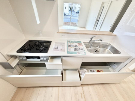 �L�b�`���@�����������������Ԃ����܂��A�Ί炠�ӂ��L�b�`��