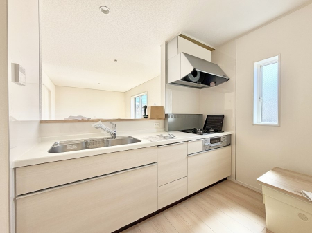 �L�b�`���@�������Ƒ����J��[�߂�A������̂���L�b�`��