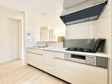 �L�b�`���@���������y���݂ƐH�ׂ�K����͂���L�b�`��