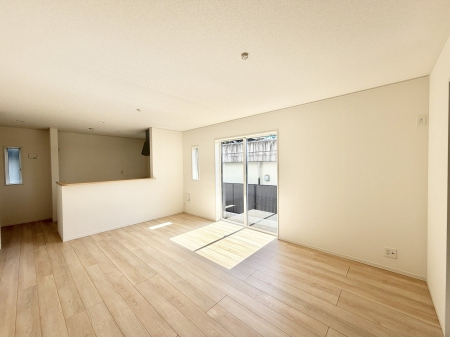 ���r���O�@�������V���v���������ґ�A��؂Ȑl�Ɖ߂����S���قǂ�����