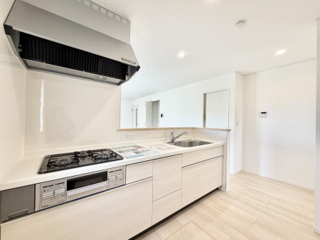 �L�b�`���@���������y���݂ƐH�ׂ�K����͂���L�b�`��