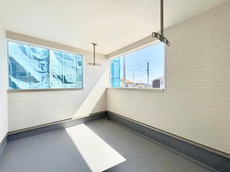 �o���R�j�[�@������ ���̃R�[�q�[���̐�����y���ށA�����̏ꏊ