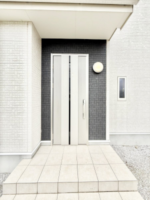 ���ց@�O�ρ� �V���v���Ŕ������A�Z�܂��̑���ۂ��ʂ錺�ւł�