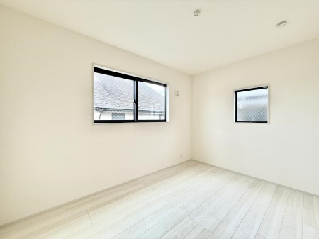 �q�������@�������v���C�x�[�g��ԂƂ��ĐÂ��ŗ�������������񋟂��Ă���܂�