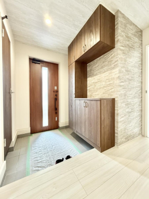 ���ց@������ �V���v���Ŕ������A���K�ȕ�炵�̓����