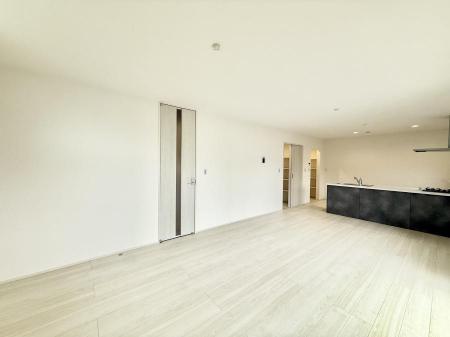 ���r���O�@�������Ƒ��̎��Ԃ��ʂ�A���K�Ŗ��������