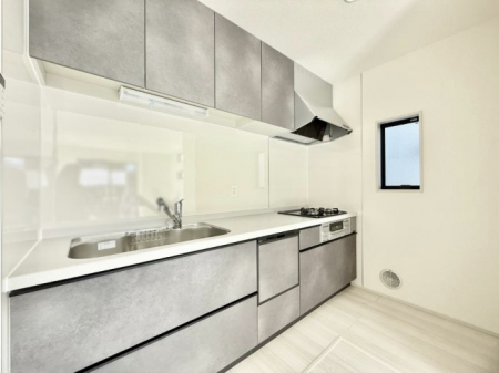 �L�b�`���@�������L���C�ɕЕt���A�g���₷���L�b�`��