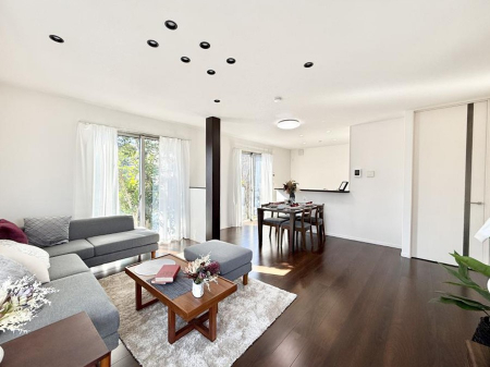 ���r���O�@���������C�ɓ���̏ꏊ�ŁA�̂�т�Ƃ������Ԃ�