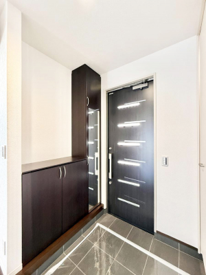 ���ց@������ �V���v���Ŕ������A���K�ȕ�炵�̓����