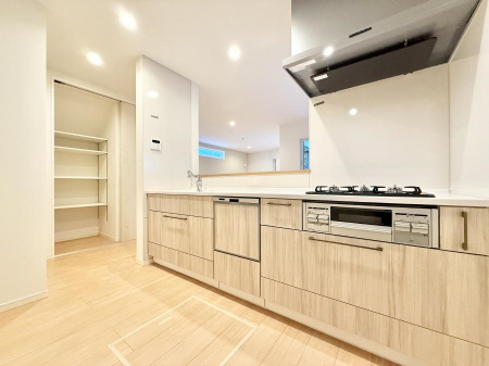 �L�b�`���@�������L���C�ɕЕt���A�g���₷���L�b�`��