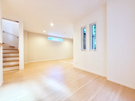 ���r���O�@�������V���v���������ґ�A��؂Ȑl�Ɖ߂����S���قǂ�����