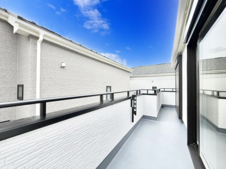 oRj[@ G߂̈ڂ낢JIȋԂł