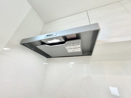 ���̑����ρ@�ݔ����������̏��C����������C��ɗU������A�����I�ɔr�����ł��܂��B