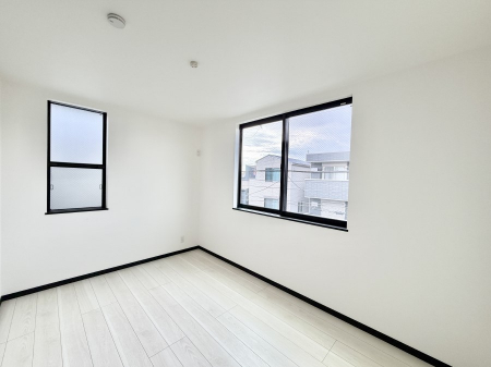 �Q���@���������̔z�u��ʋC���̗ǂ��݌v�ŕ����̋�C�������炸�A��ɐV�N�ȋ�C������܂�