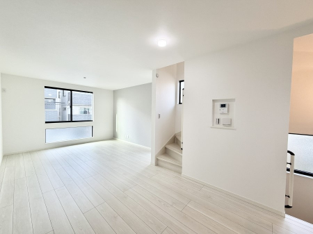 ���r���O�@���������R�Ɖ�b�����܂��A�S�n�悢�ЂƂƂ�