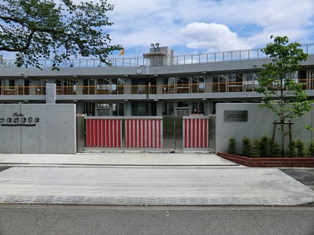 ӊ@ctEۈ牀 700m {킩Ηct