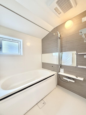 �����@����������̔�������A�S����������Ԃł�