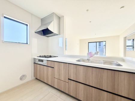 �L�b�`���@�������L���C�ɕЕt���A�g���₷���L�b�`��