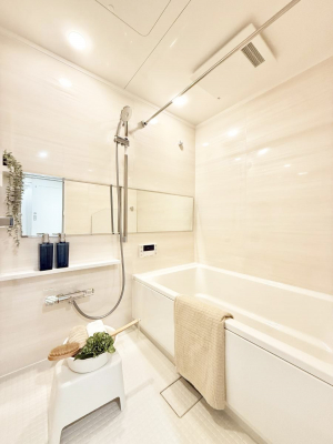 �����@�������������A������芰����o�X���[��