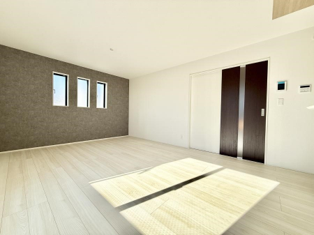 ���r���O�@�����������������Ɠ��ʂɂ���A�e���̋��