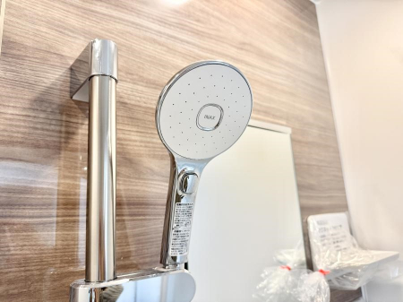 ���̑����ρ@�ݔ����킴�킴�V�����[�����̃��o�[�܂Ŏ��L�΂��K�v���Ȃ��A�ȒP�Ɏ~���ł���