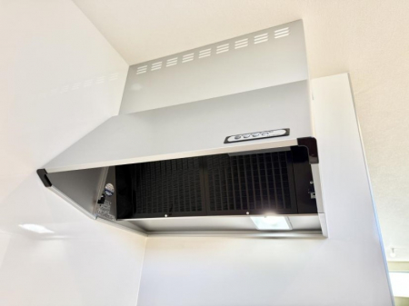 ���̑����ρ@�ݔ����������̏��C����������C��ɗU������A�����I�ɔr�����ł��܂��B