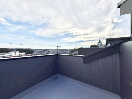 �o���R�j�[�@������ ���R��g�߂Ɋ�����A�J���I�ȃX�J�C�o���R�j�[