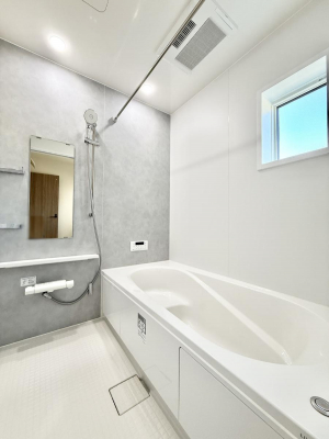 �����@�������������A������芰����o�X���[��