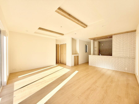 ���r���O�@�����������������Ɠ��ʂɂ���A�e���̋��