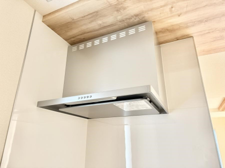 ���̑����ρ@�ݔ����t�[�h�ɕ����Ă���ׁA���������C��ɗU������A�����I�ɔr�����ł��܂�