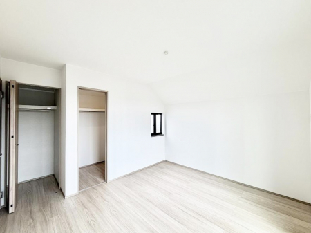 �Q���@���������̔z�u��ʋC���̗ǂ��݌v�ŕ����̋�C�������炸�A��ɐV�N�ȋ�C������܂�