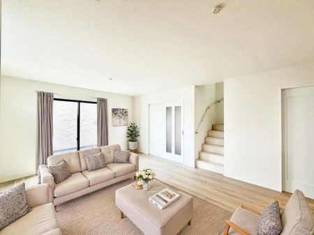 ���r���O�@�������Ƒ��̎��Ԃ��ʂ�A���K�Ŗ��������