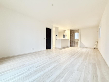 ���r���O�@���������R�Ɖ�b�����܂��A�S�n�悢�ЂƂƂ�