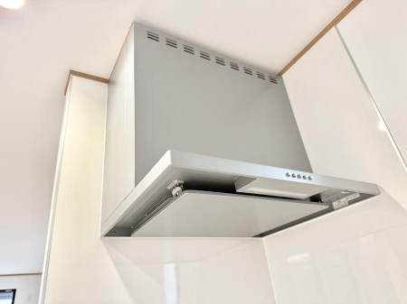 ���̑����ρ@�ݔ����t�[�h�ɕ����Ă���ׁA���������C��ɗU������A�����I�ɔr�����ł��܂�