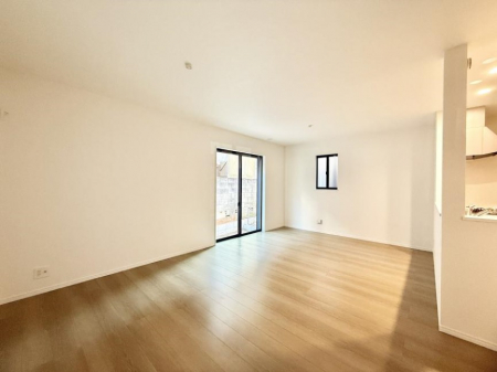 ���r���O�@�������S���������ꏊ�A�������߂����郊�r���O