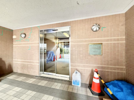 �G���g�����X�@�O�ρ��������������͋C�̃G���g�����X���Z�܂������������}���܂�