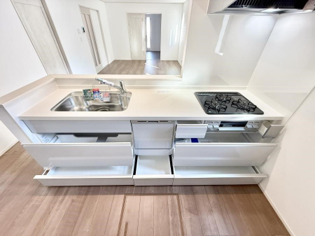 �L�b�`���@�������Ƒ����J��[�߂�A������̂���L�b�`��