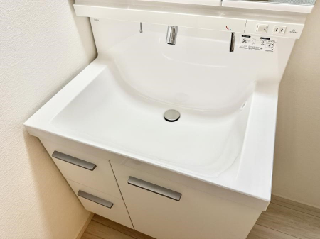 ���̑����ρ@�ݔ����B�ꂽ���[�X�y�[�X�ŉƑS�̂��X�b�L��